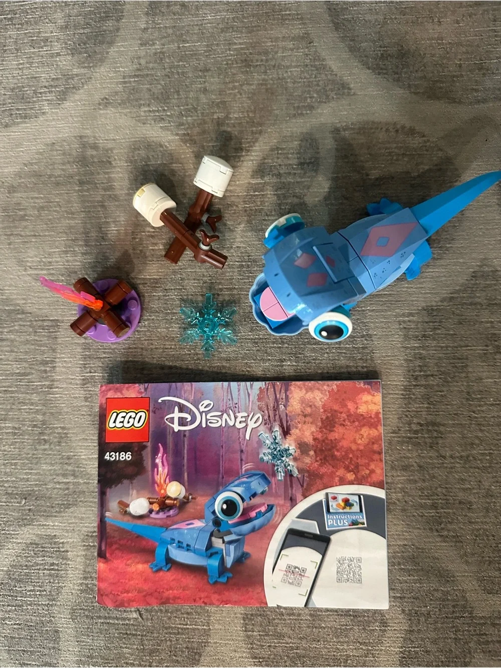 LEGO Disney Bruni (Frozen 2) the Salamander Buildable Character set